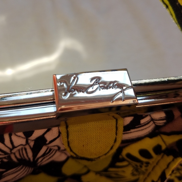 Vera Bradley Handbag - Picture 5 of 5